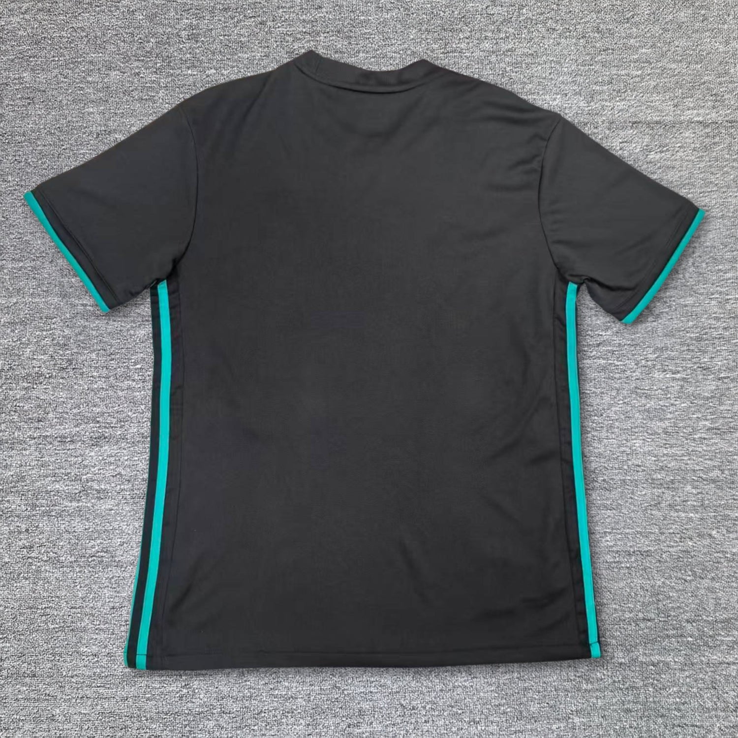 Trikot Real Madrid Retro 2017-2018