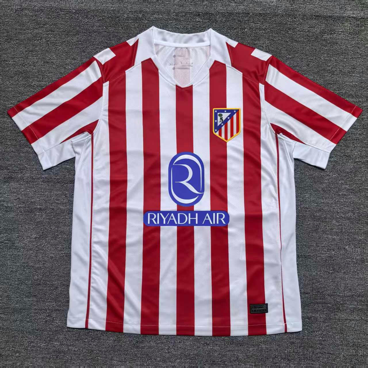 Trikot Atletico Madrid 2025-2026