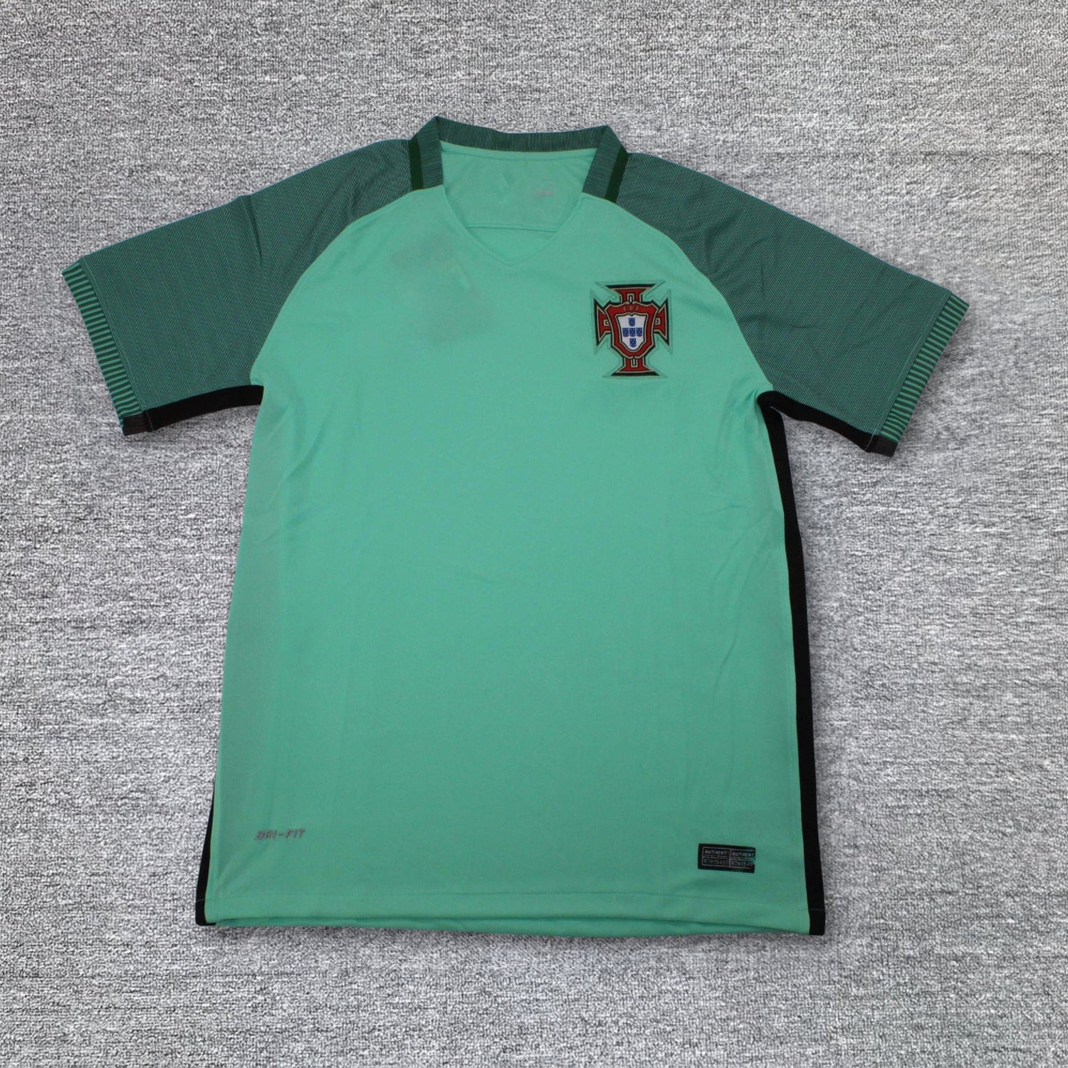 Trikot Portugal Retro Auswärts 2016-2017